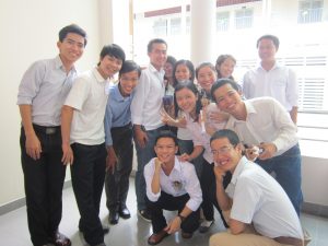 Các anh chị cựu