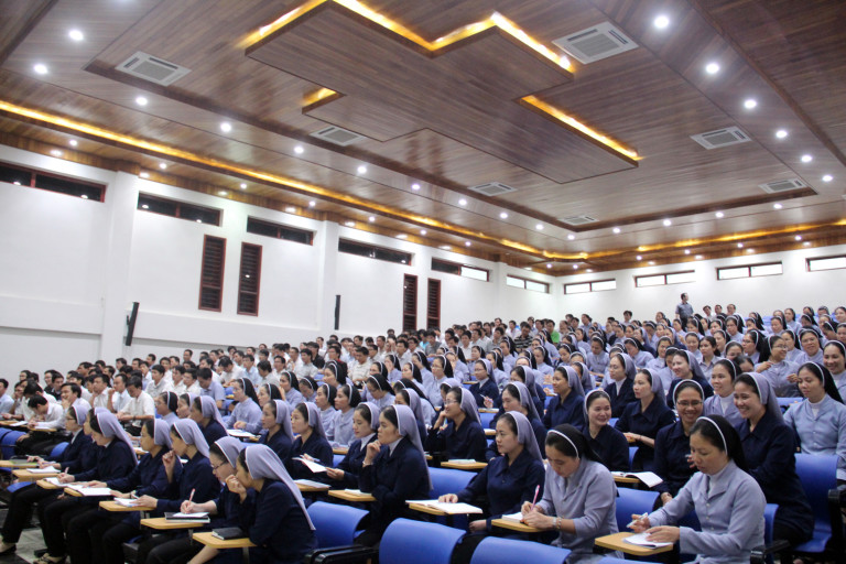 IMG_0126-Copy_1-768x512