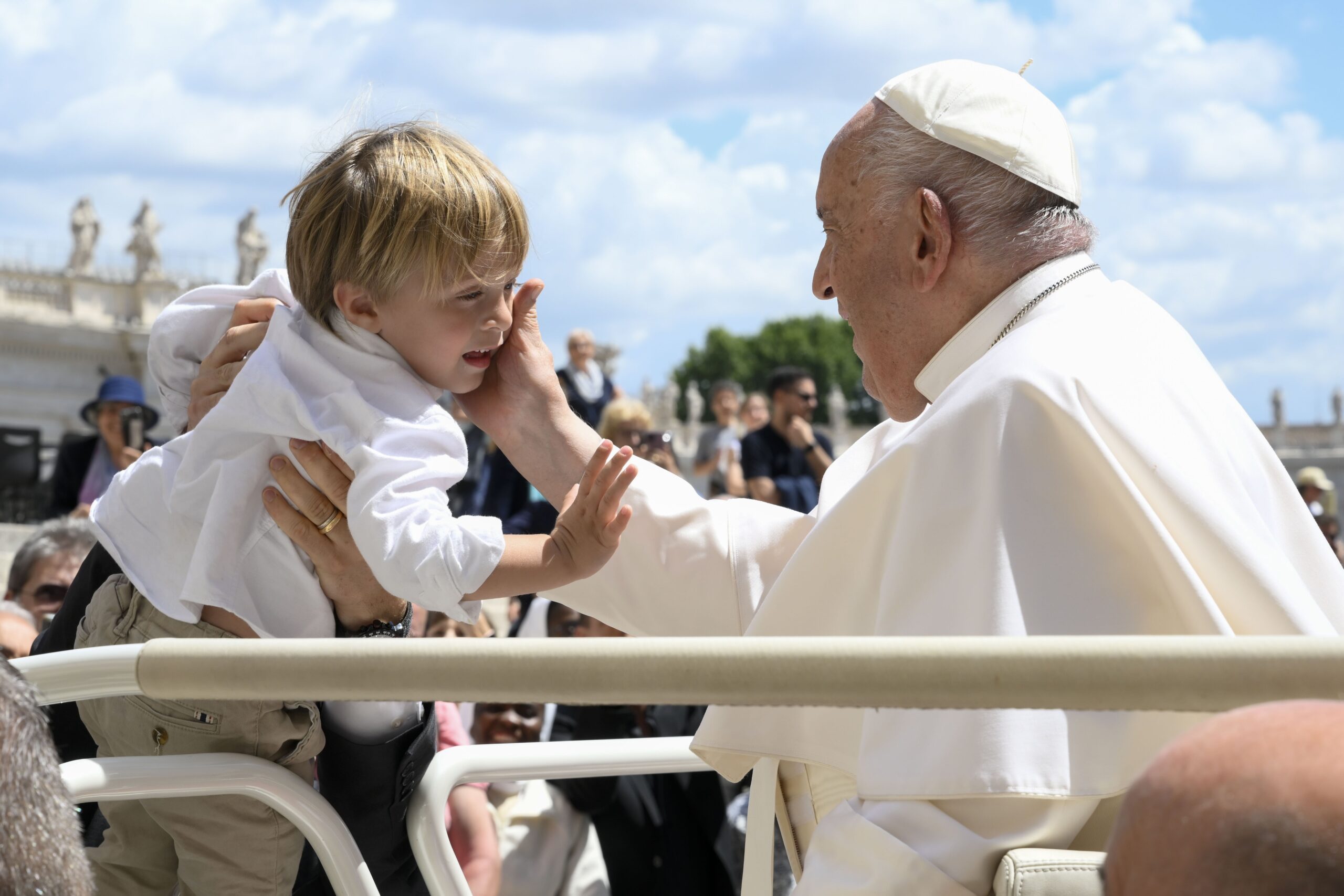 POPE FRANCIS AUDIENCE HUMILITY